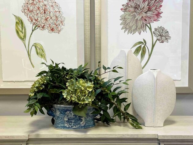 Hydrangea and Ruscus Arrangement in Ceramic Pot - Image 2