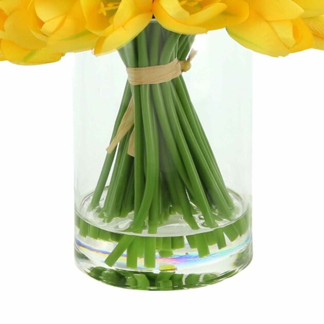 Tulip Arrangement in a Glass Vase - Image 2